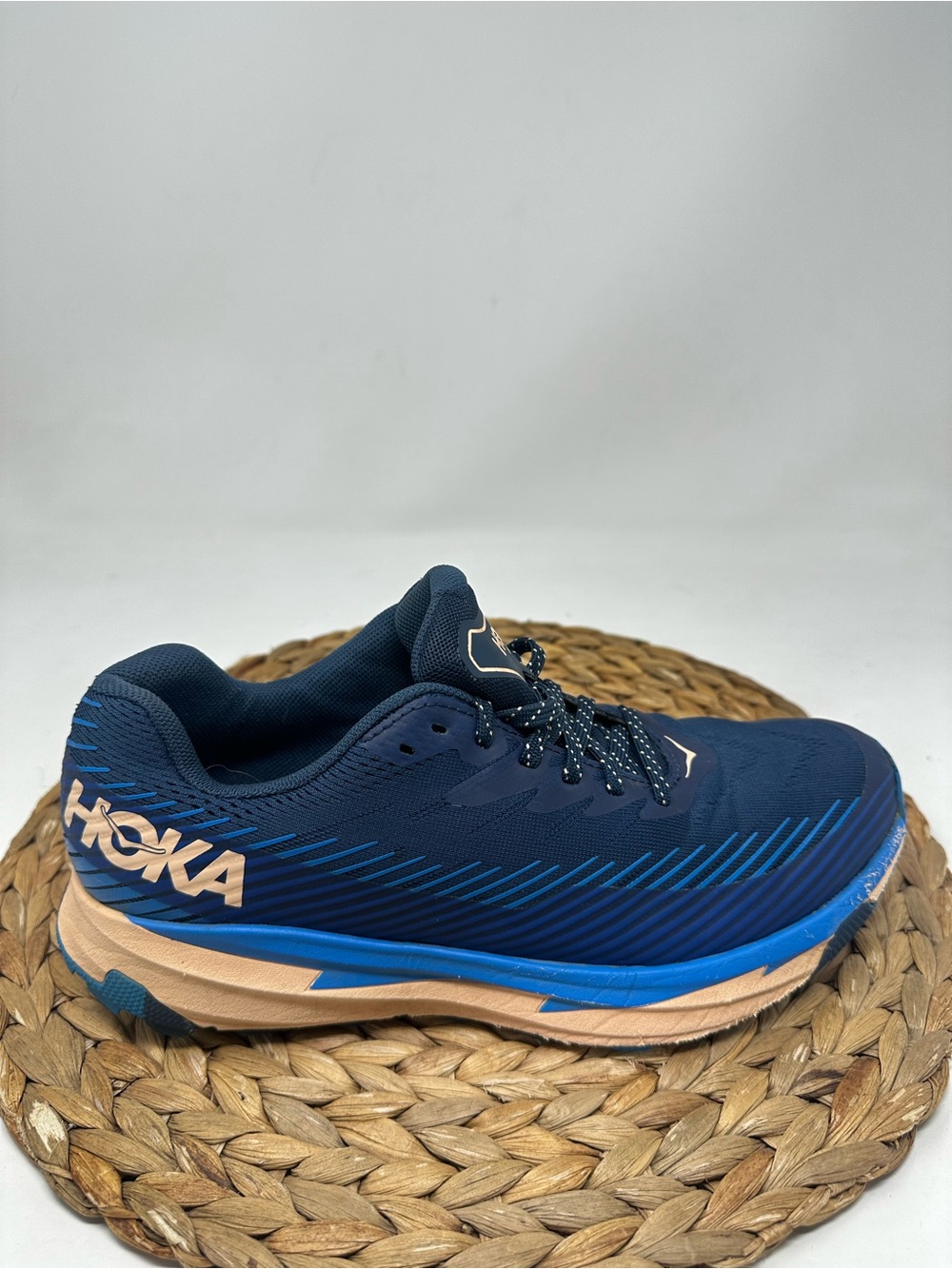 HOKA ONE Torrent 2 Trail Running Shoes Indigo Bunting Bleached Apricot 9 Women's